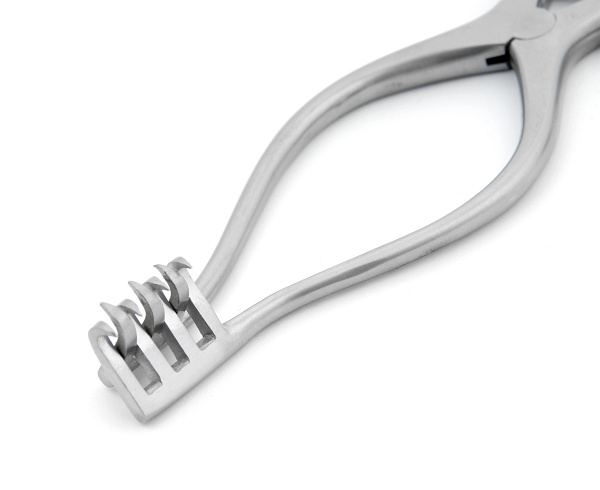 Rozwieracz do ran WEITLANER, ostry, zęby 3x4, dł. 13 cm