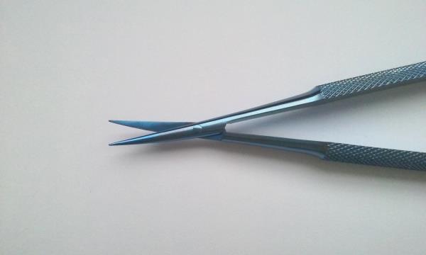 Nożyczki rogówkowe Castroviejo (9-007)