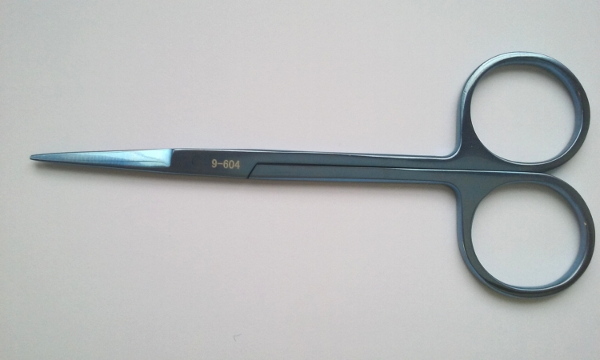 Nożyczki oczne, proste, tępe końcówki (9-604)